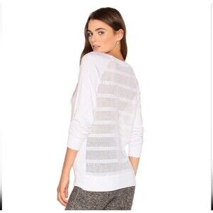 Beyond Yoga Top White Long Sleeve Seam You Later Lightweight Mesh Back Active M